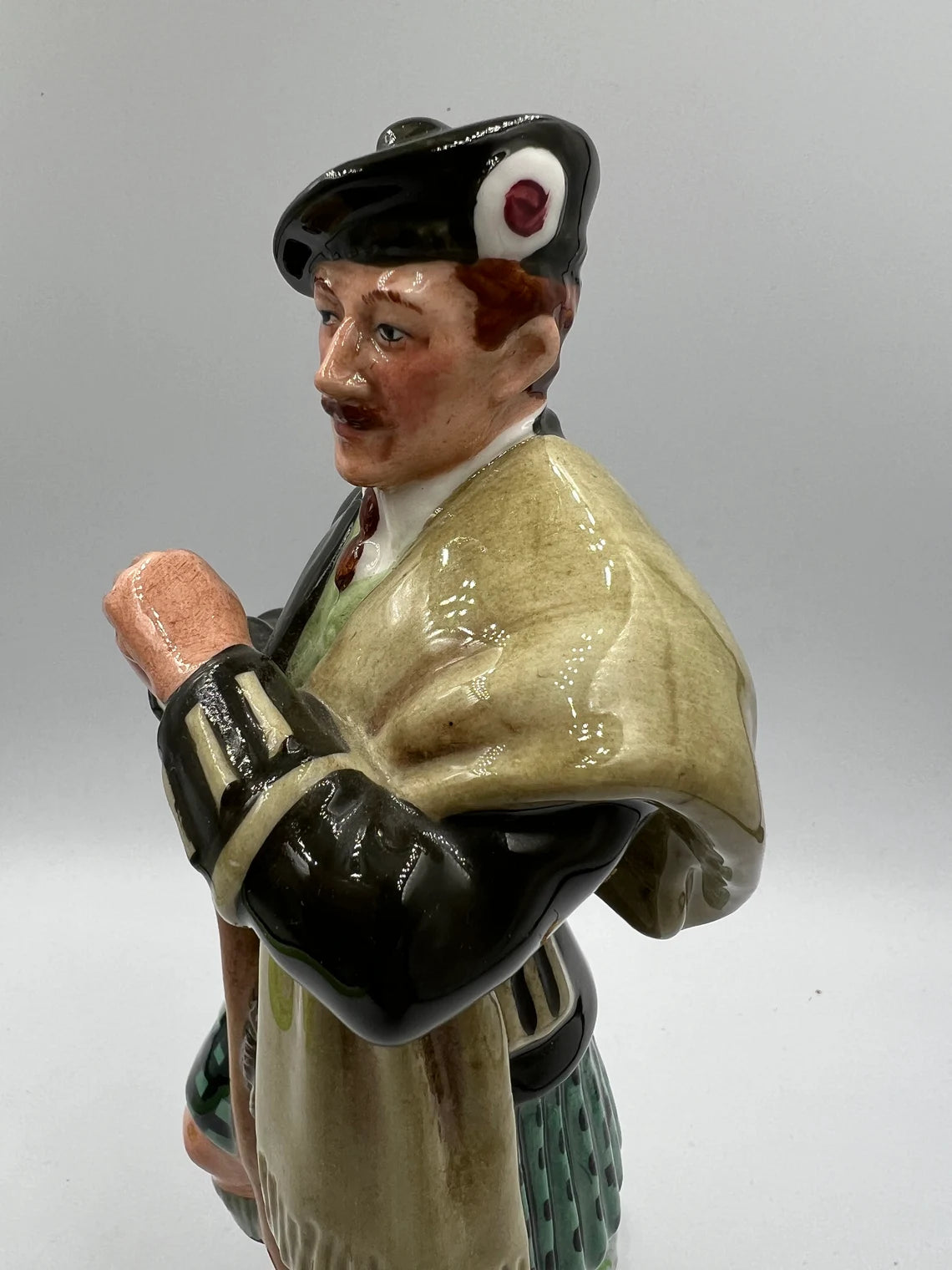 Royal Doulton Figurine HN #2361 The Laird