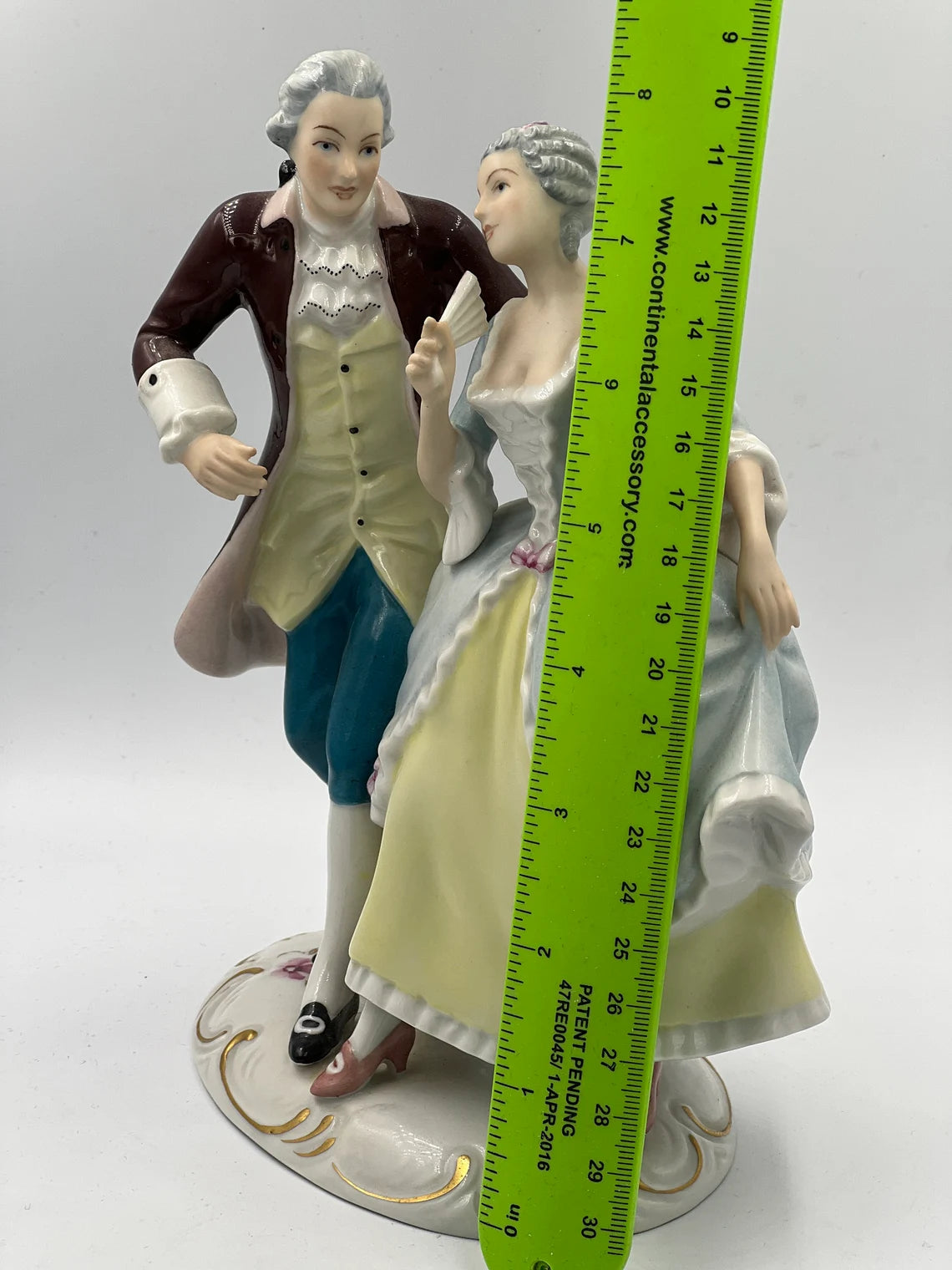 Rare find Vintage Royal Dux Bohemia Figurine of Couple #3802 CZECHOSLOVAKIA