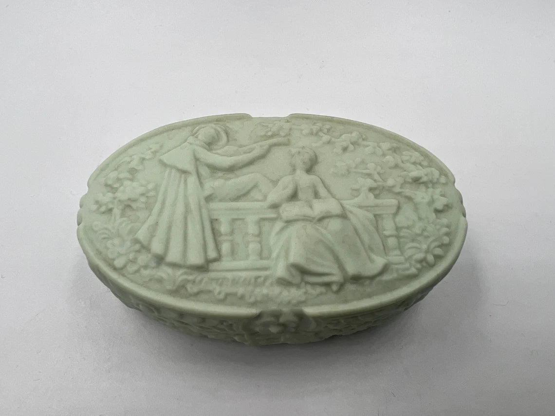 Lladro 5267 Oval Box Decorated" miniature trinket box.