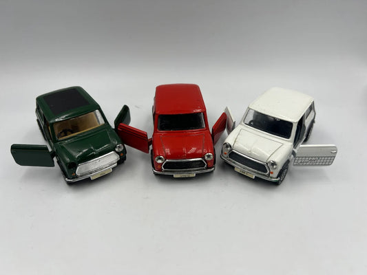 Corgi 1/36 Scale 3 Piece Mini Set - Red/White/Green