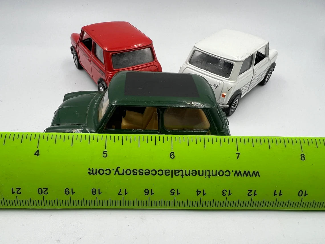 Corgi 1/36 Scale 3 Piece Mini Set - Red/White/Green