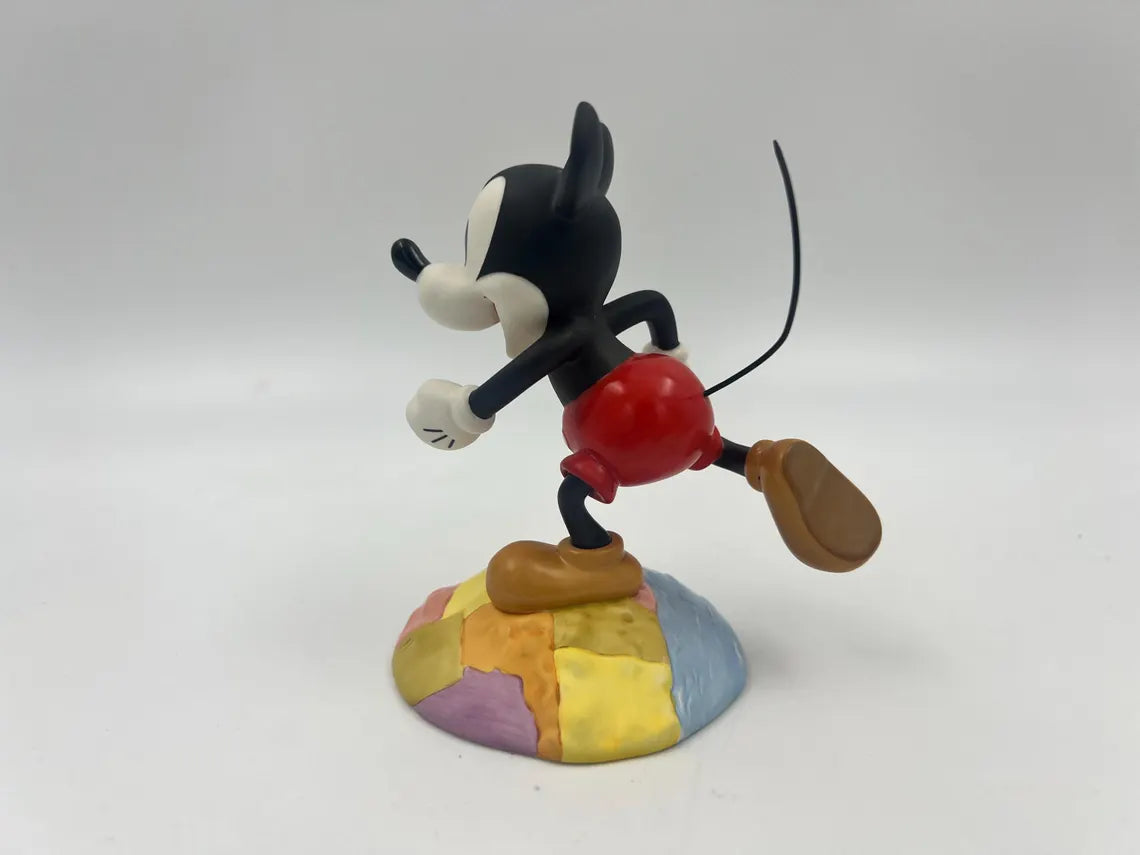 Figurine Walt Disney Millennium Mickey On Top Of The World 1206254 Box & COA