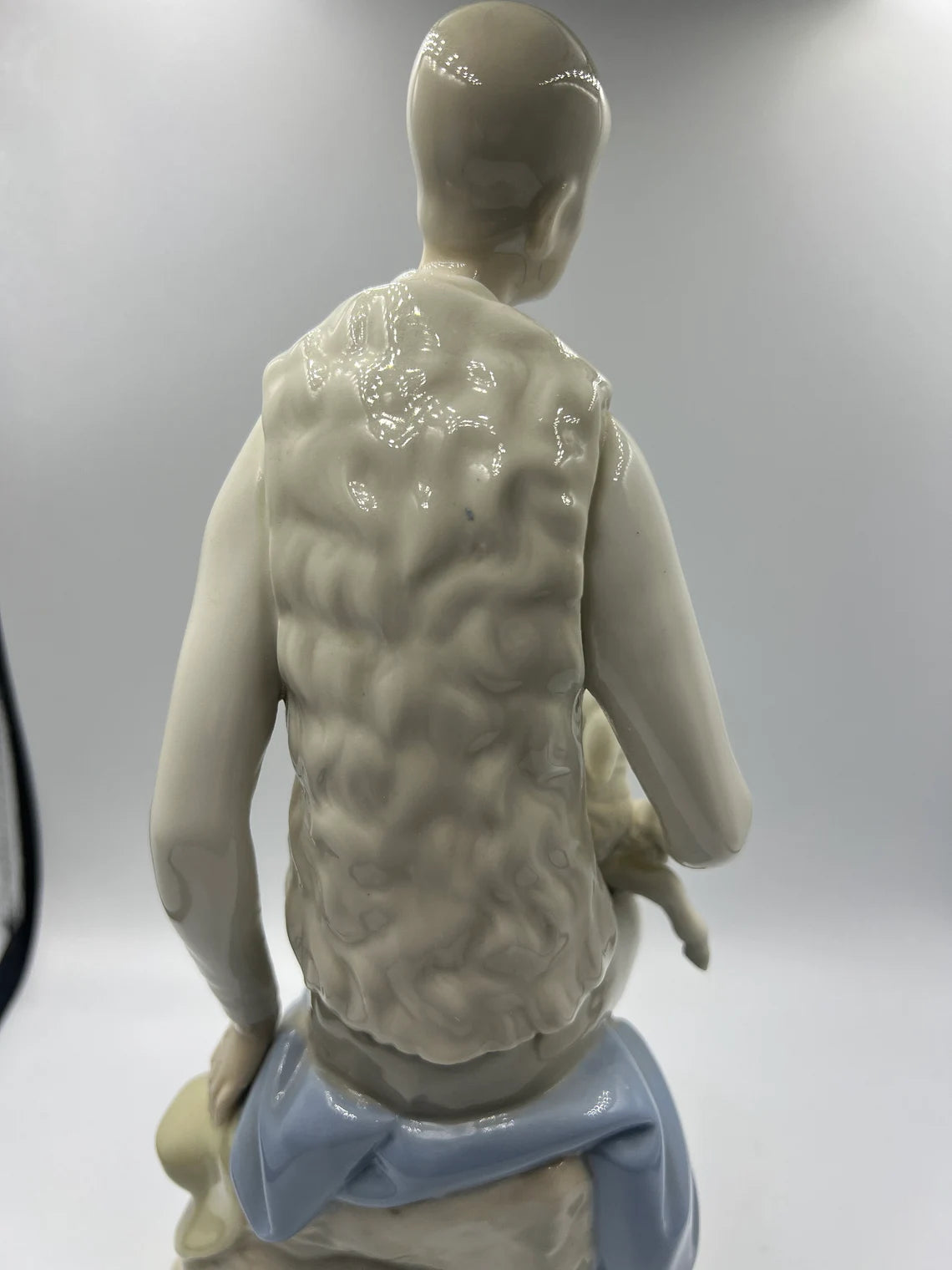 Large ROSAL (Early NAO Llardo) PORCELAIN man with sheep