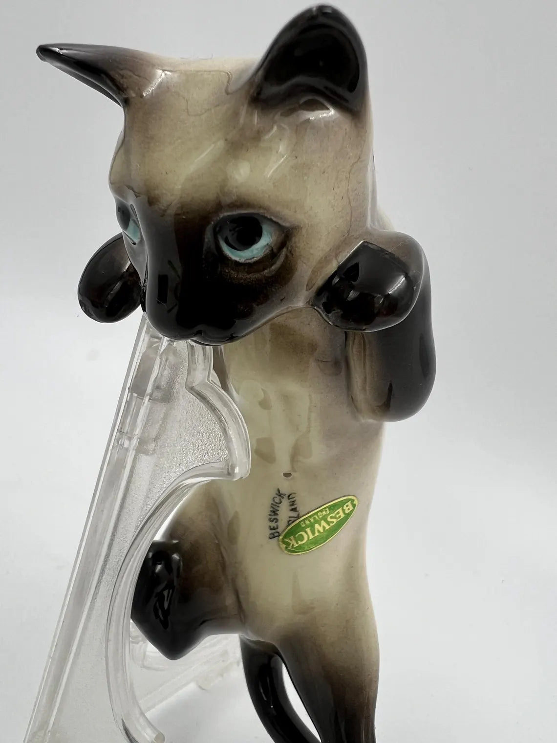 Beswick Siamese Cat used for Hanging From a Glass, edge or shelf