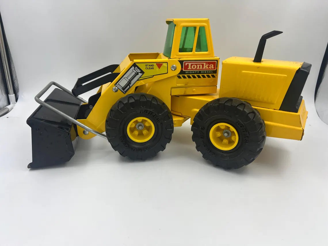 Vintage 1983 Metal Tonka Front End Loader XMB 975 20” x 9.5” x 9”