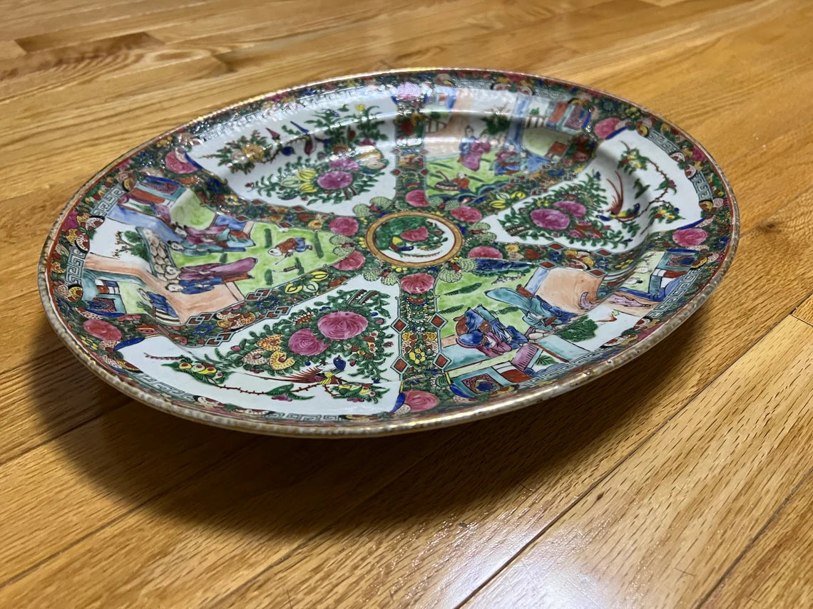 Vintage GuangCai (廣彩瓷）Chinese Medallion Family Rose Oval Platter, 16" x 13.25" x 1.75" High - Royaltreasuryhouse