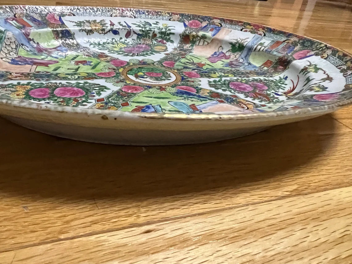 Vintage GuangCai (廣彩瓷）Chinese Medallion Family Rose Oval Platter, 16" x 13.25" x 1.75" High - Royaltreasuryhouse