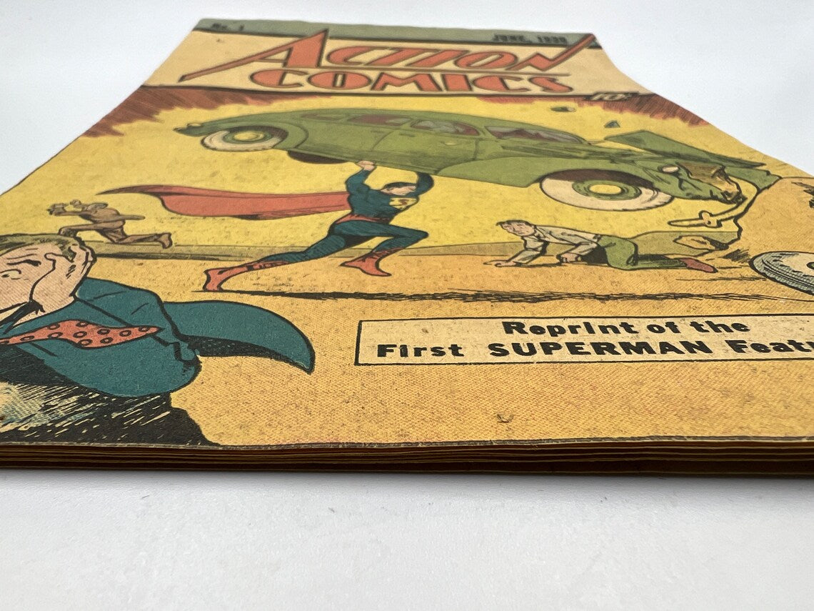 Action Comics No 1 Reprint 1976 Sleeping Bag variant - Royaltreasuryhouse