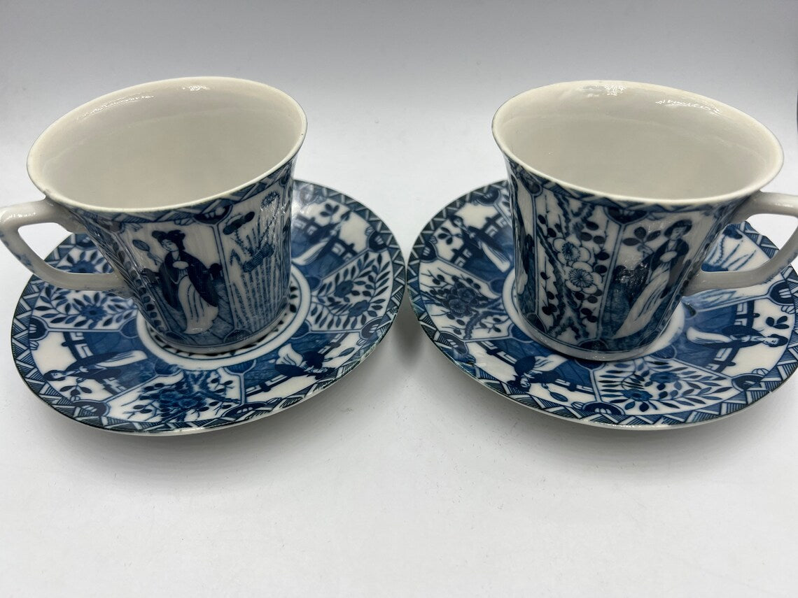 Pair of 19th Century Chinese export cups & saucers - Royaltreasuryhouse