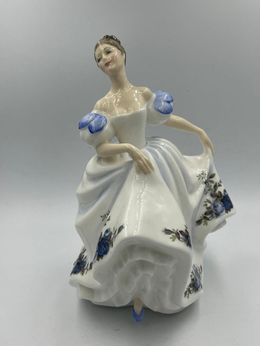 Royal Doulton Figurine - ‘Beatrice’ HN3263 Dress Royal Albert Moonlight Rose