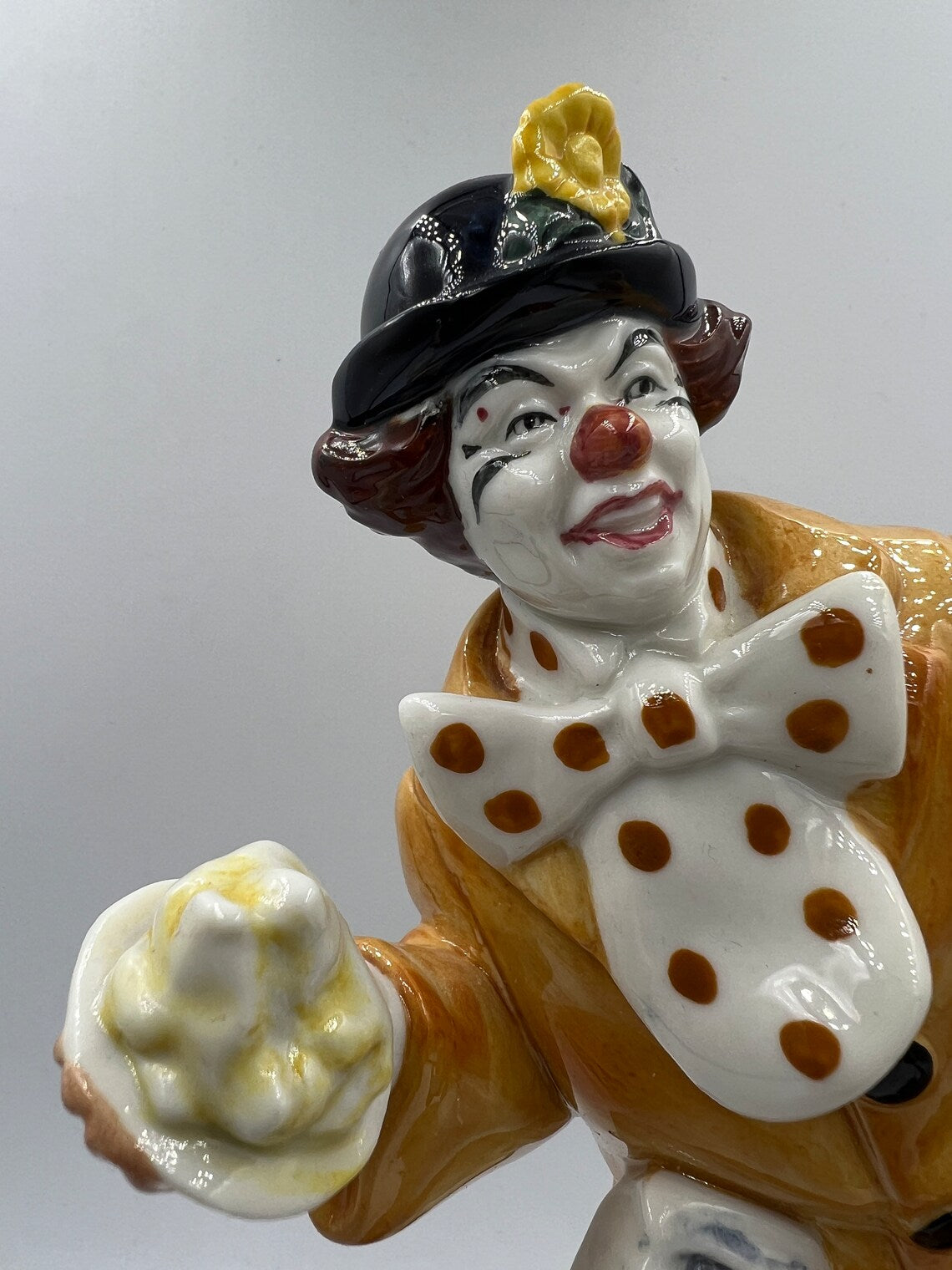 HN2890 Clown - Vintage Porcelain Figurine by Royal Doulton, circa 1980