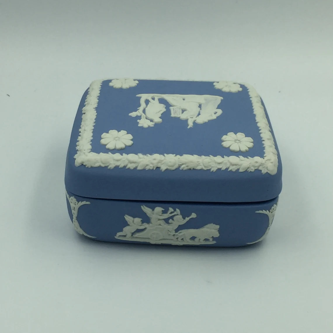 Wedgwood Blue Jasperware Blue Square Shape Lidded Trinket/ Jewellery Box. - Royaltreasuryhouse