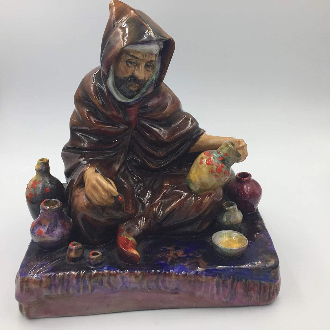 Royal Doulton Figurine The Potter - Royaltreasuryhouse