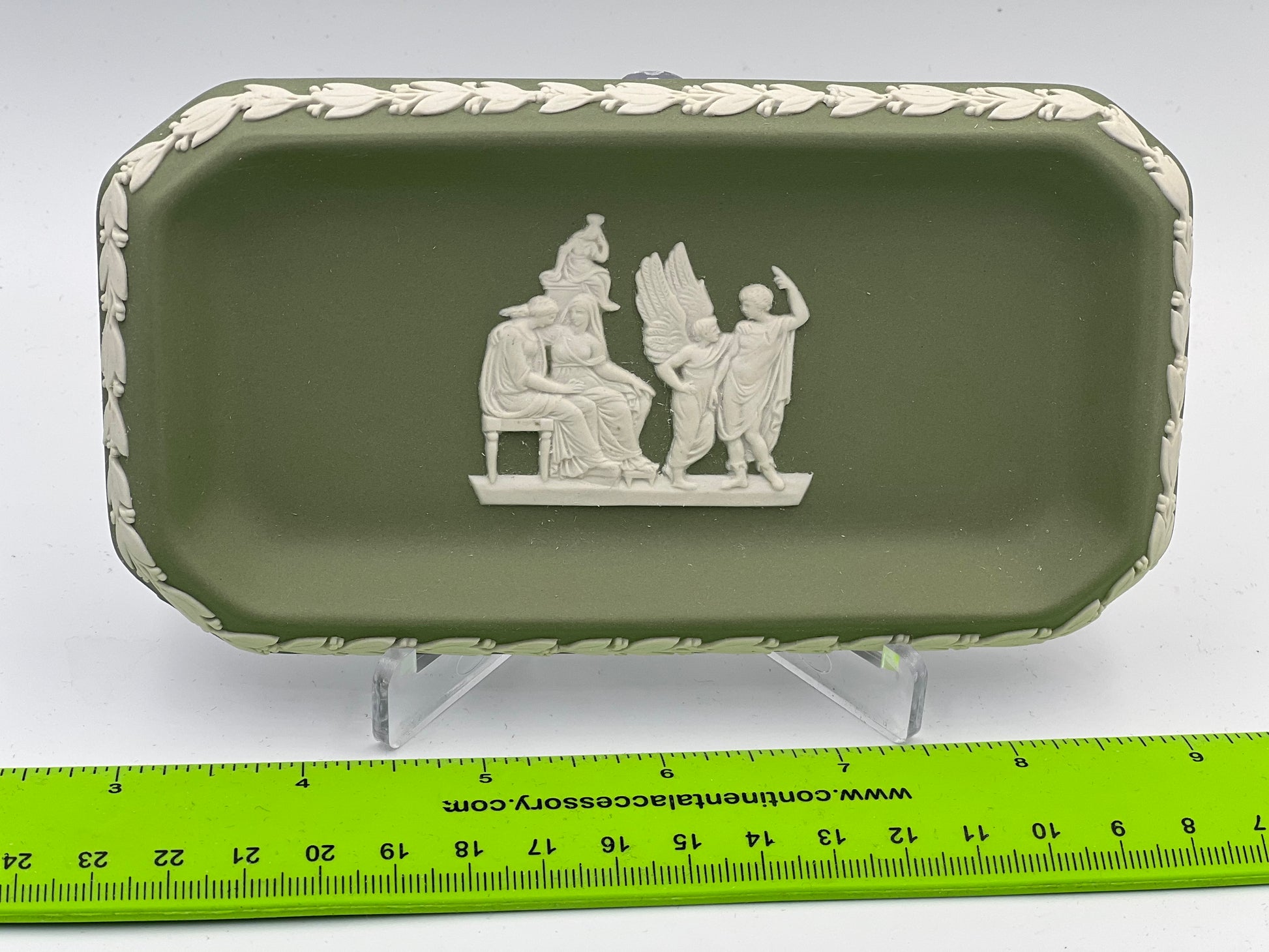 Wedgwood Green Jasperware Rectangular Trinket Dish 6" length - Royaltreasuryhouse