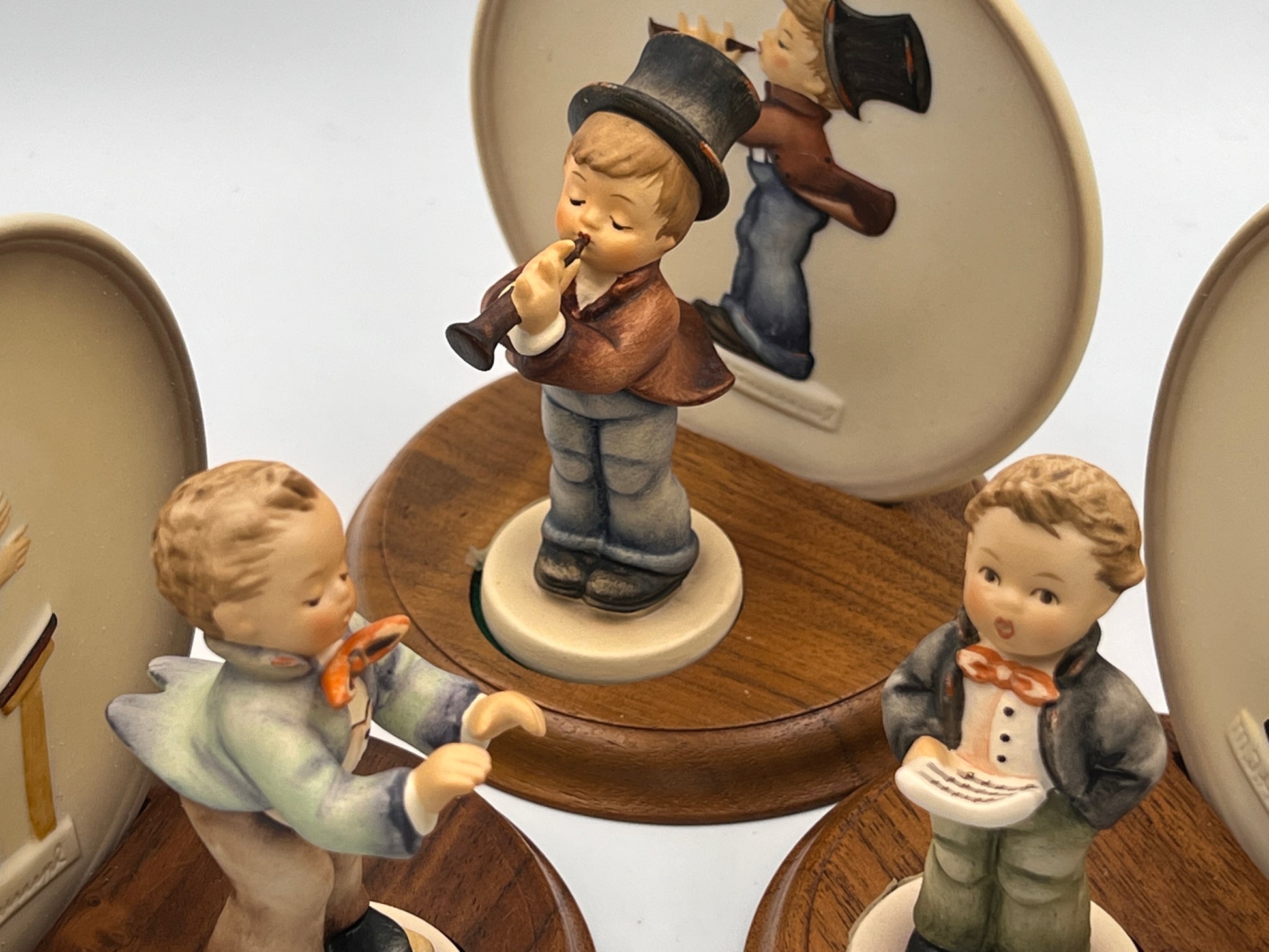 Three sets MJ Hummel "Little Music Maker" Figurines & plates with Stands - Royaltreasuryhouse