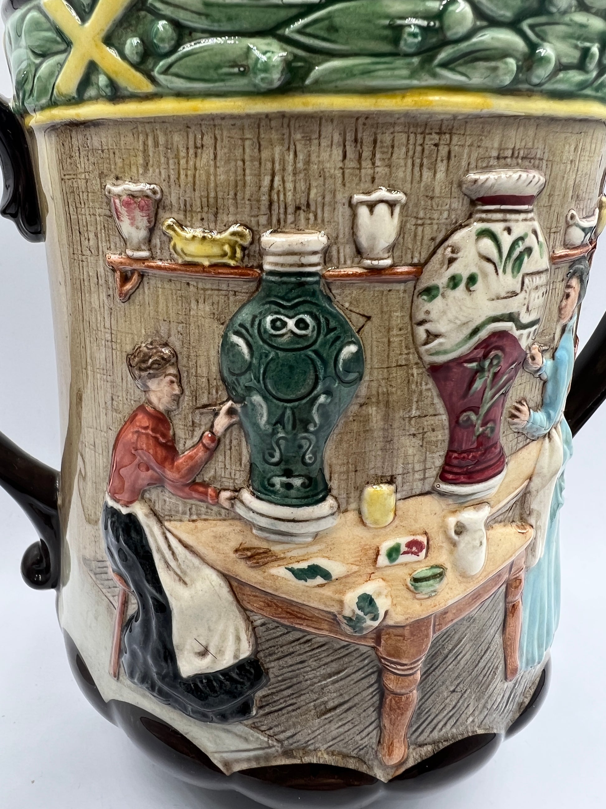 Royal Doulton Large Cup D6696 Pottery In The Past Collectors Club 1982 - Royaltreasuryhouse