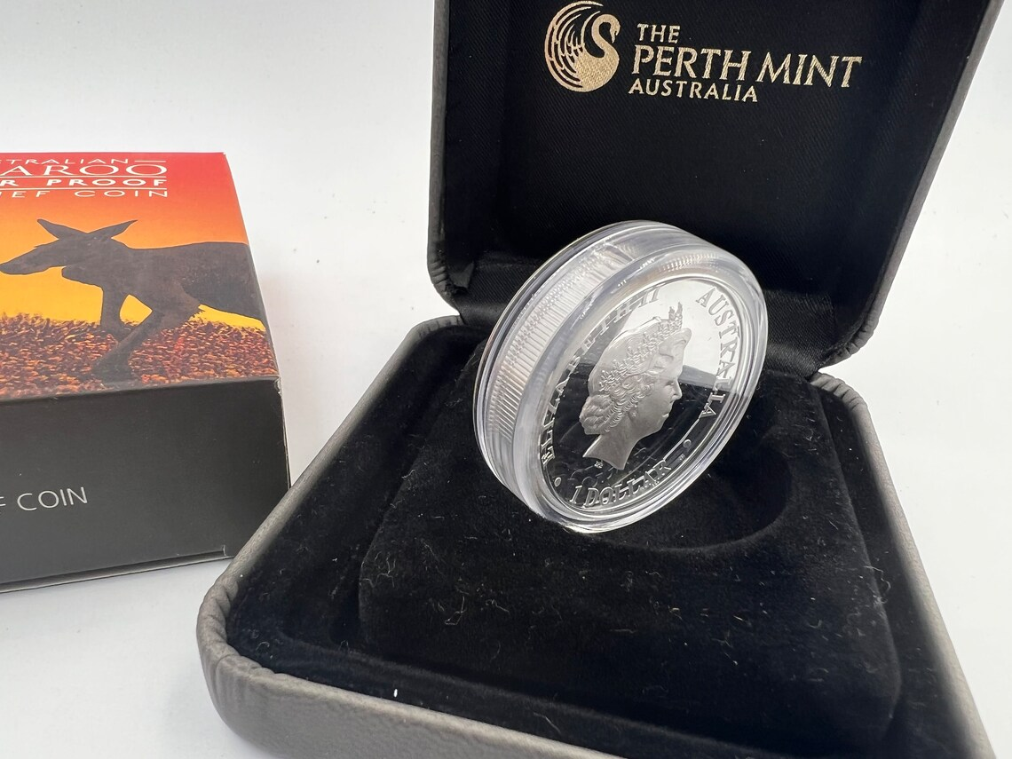 2012 Australia 1 dollar High Relief .999 Fine Silver 1oz Kangaroo Proof Coin w COA - Royaltreasuryhouse