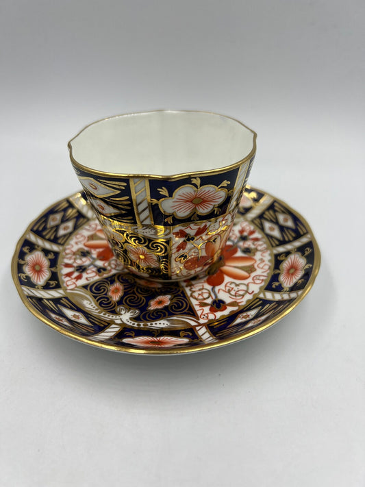 IMARI by Royal Crown Derby Porcelain Tea Cup & Saucer 2451 England c1920-30 - Royaltreasuryhouse