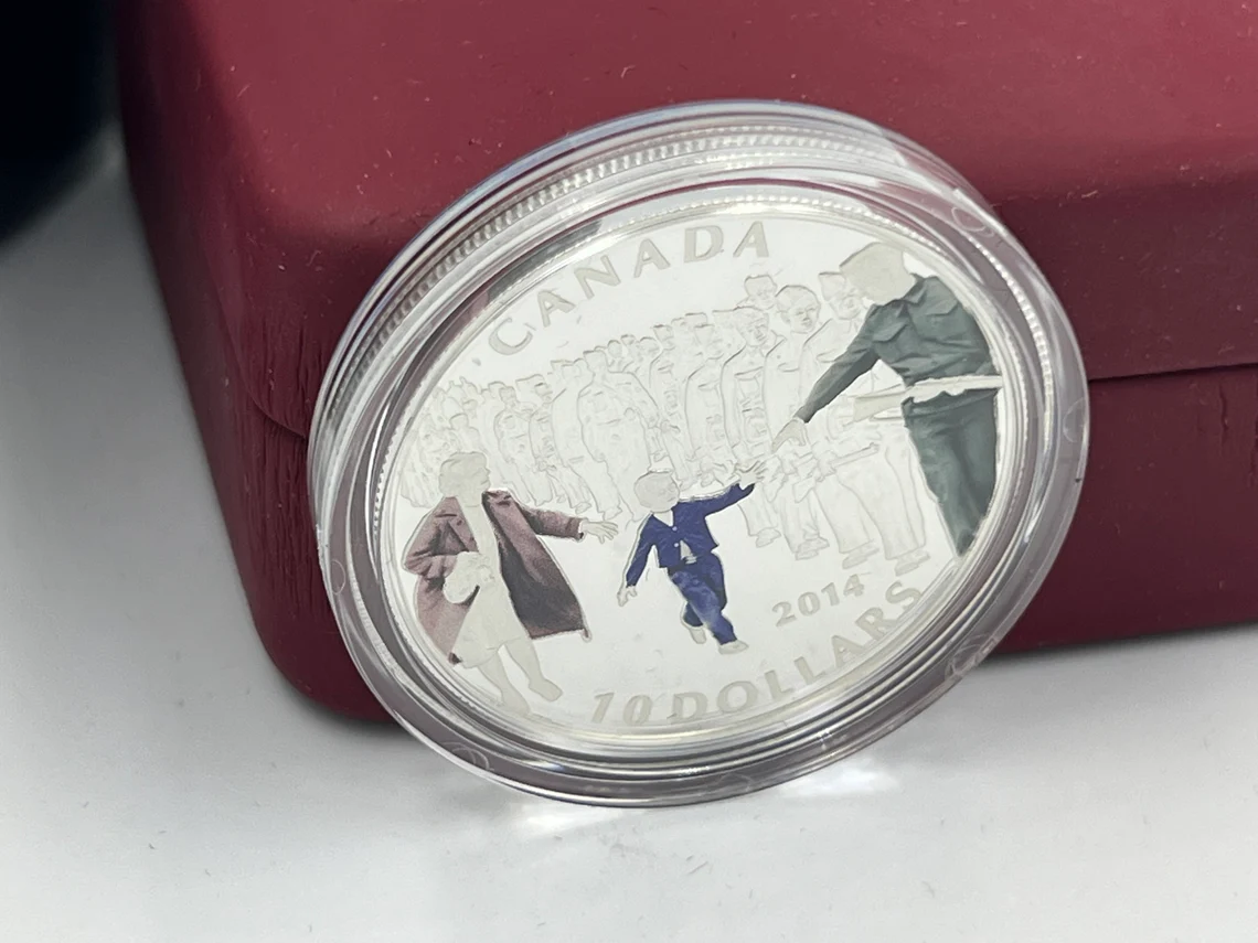 1/2 oz. Fine Silver Coloured Coin - Wait for Me, Daddy - Royaltreasuryhouse